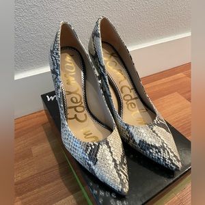 Sam Edelman Heels - snake print - size 5.5
